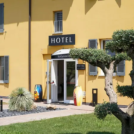 F52 Hotel